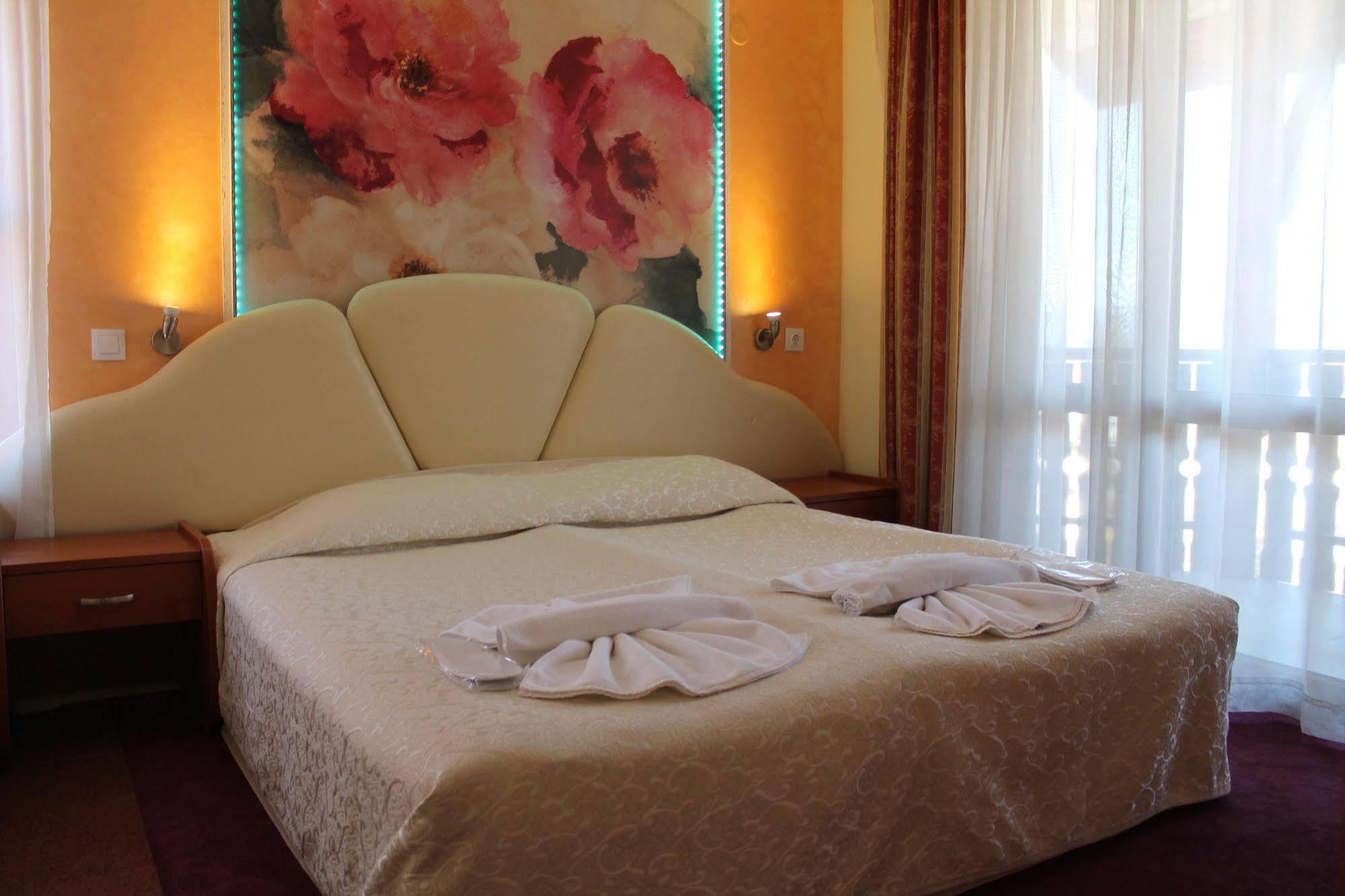 Elegant Hotel Bansko Exteriör bild